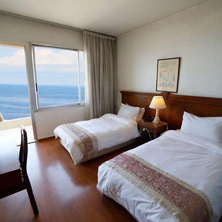 Holiday Home Suites Beiroet Buitenkant foto