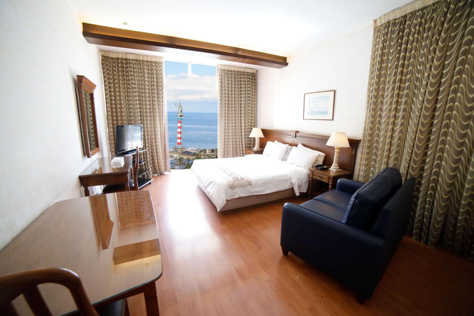 Holiday Home Suites Beiroet Buitenkant foto