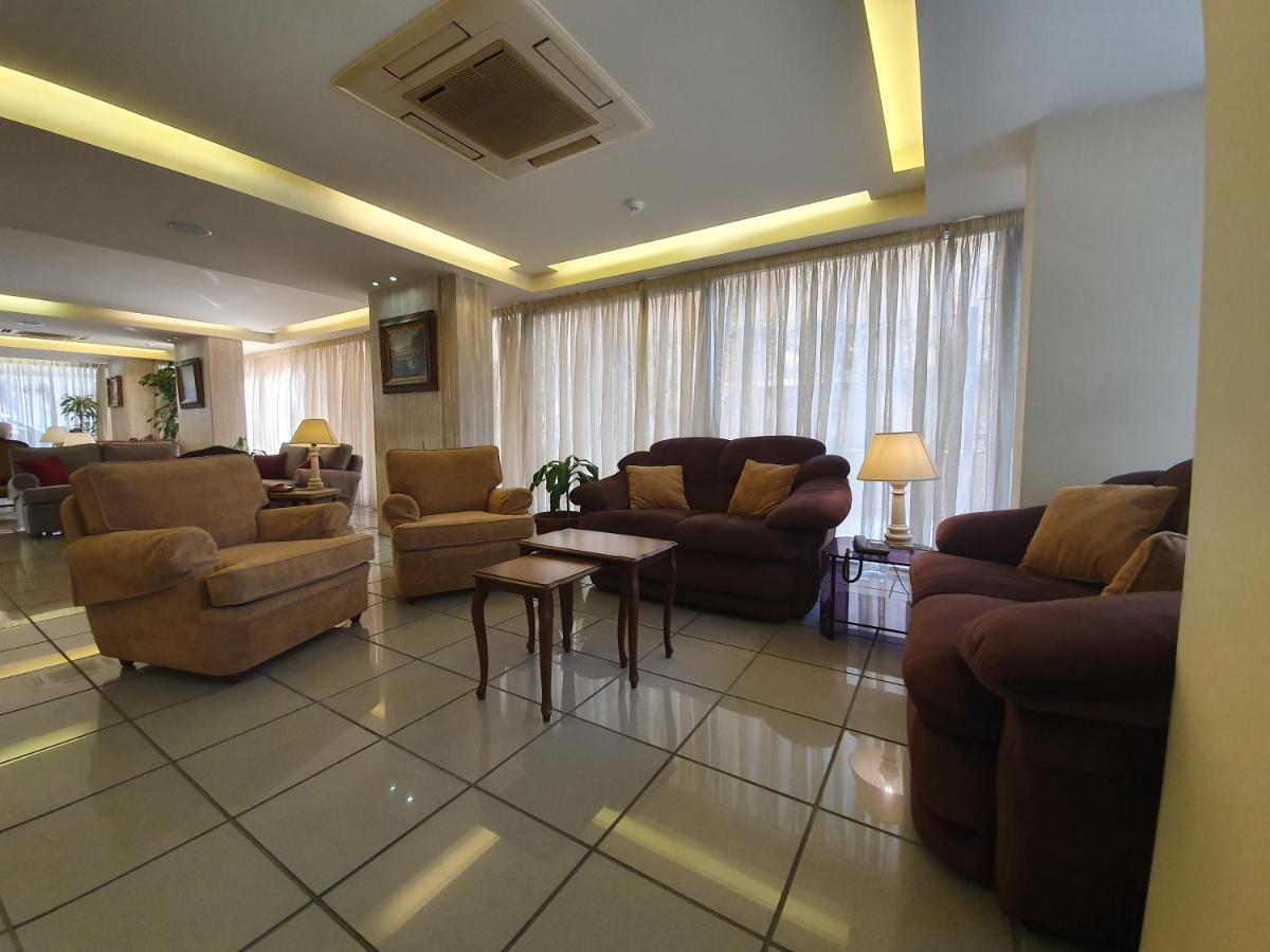 Holiday Home Suites Beiroet Buitenkant foto